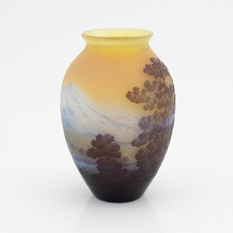 Emile Gallé, an Art Nouveau cameo glass vase, Nancy, France.