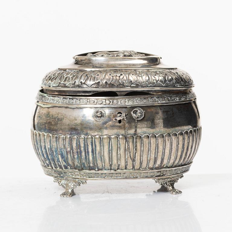 A Swedish silver Empire sugar box, mark of Jacob Gustaf Bursell, Jönköping 1834.