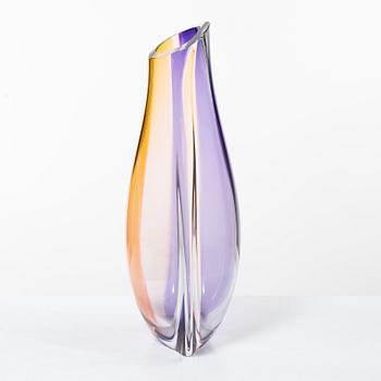 Göran Wärff, Vase, glass, "Orchid", Kosta Boda.