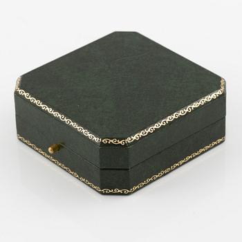 Brooch 18K gold set with round brilliant-cut diamonds as well as emeralds, sapphires, and rubies.