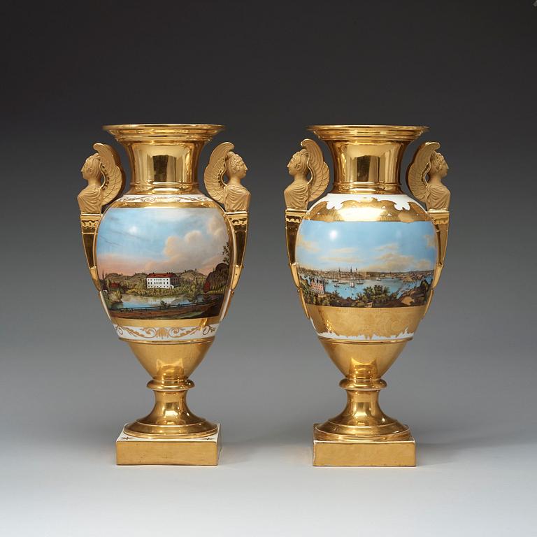 Two Empire urns, presumably wilhelm Heinemann, not signed, early 19th Century.