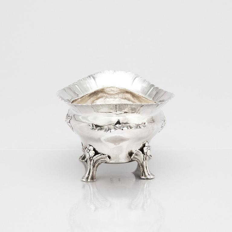 A Swedish 18th Century candy server/bowl, silver, mark of Simson Ryberg, Stockholm 1791.