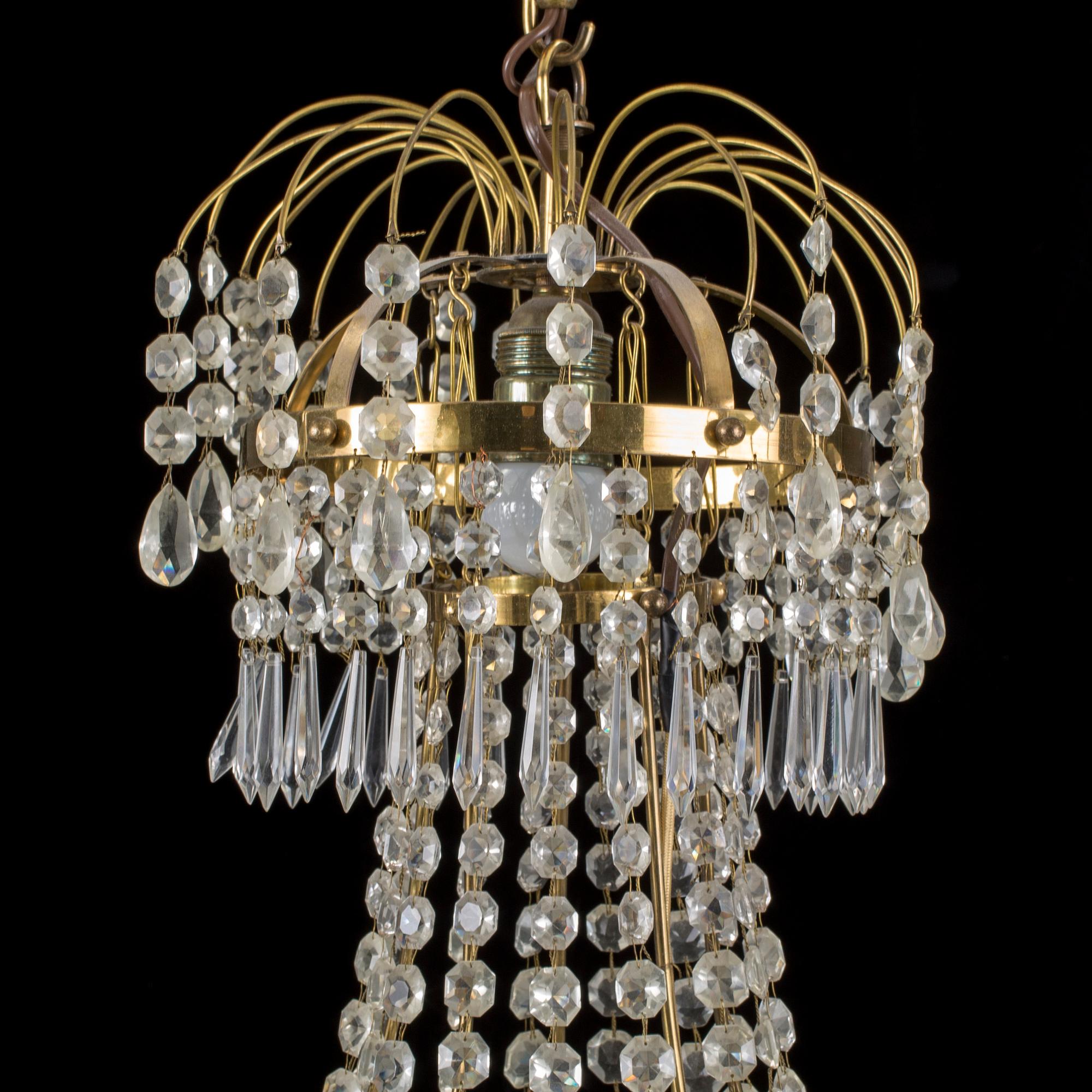 LJUSKRONA, empirestil, omkring 1900-talets mitt.