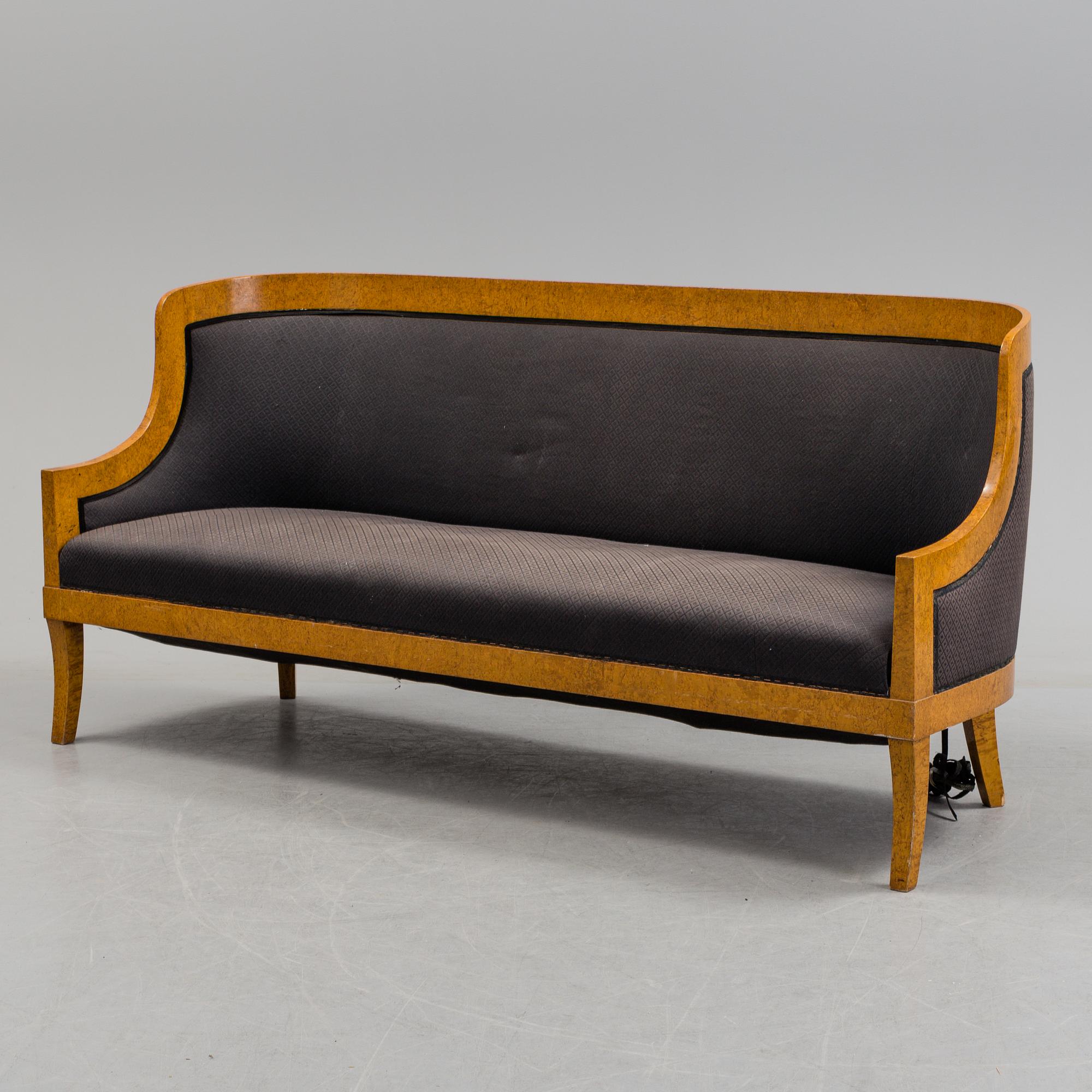 CARL BERGSTEN, SOFFA samt 2 STOLAR, empirestil, för M/S Kungsholm 1928.