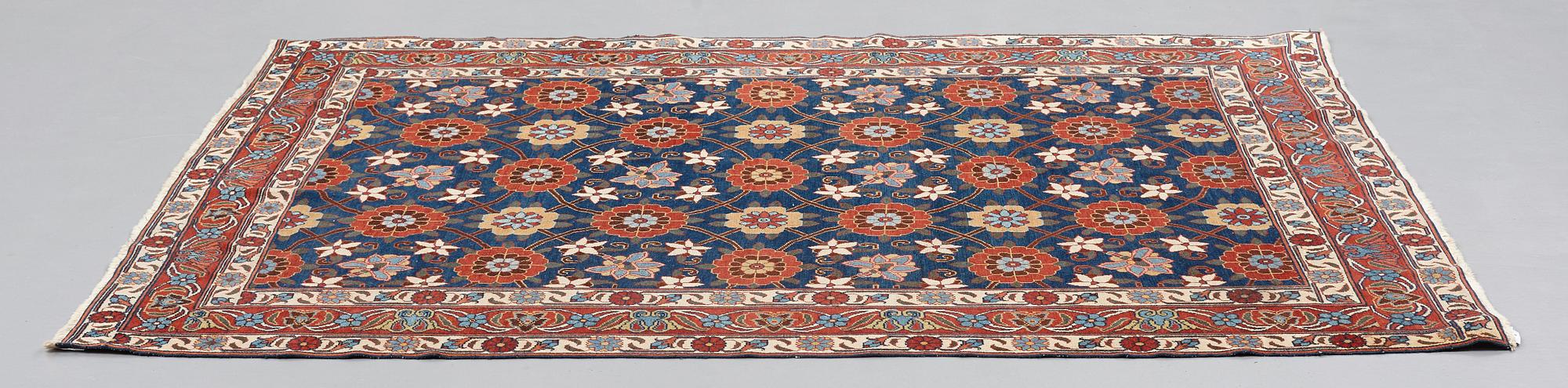 MATTA, semiantik Persisk med Veramin-mönster, ca 199,5 x 150,5-153 cm.