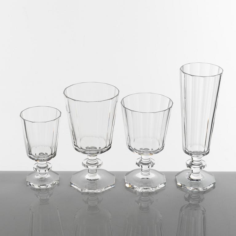 Elis Bergh, glasservis, 53 delar ”Karlberg”, Kosta.