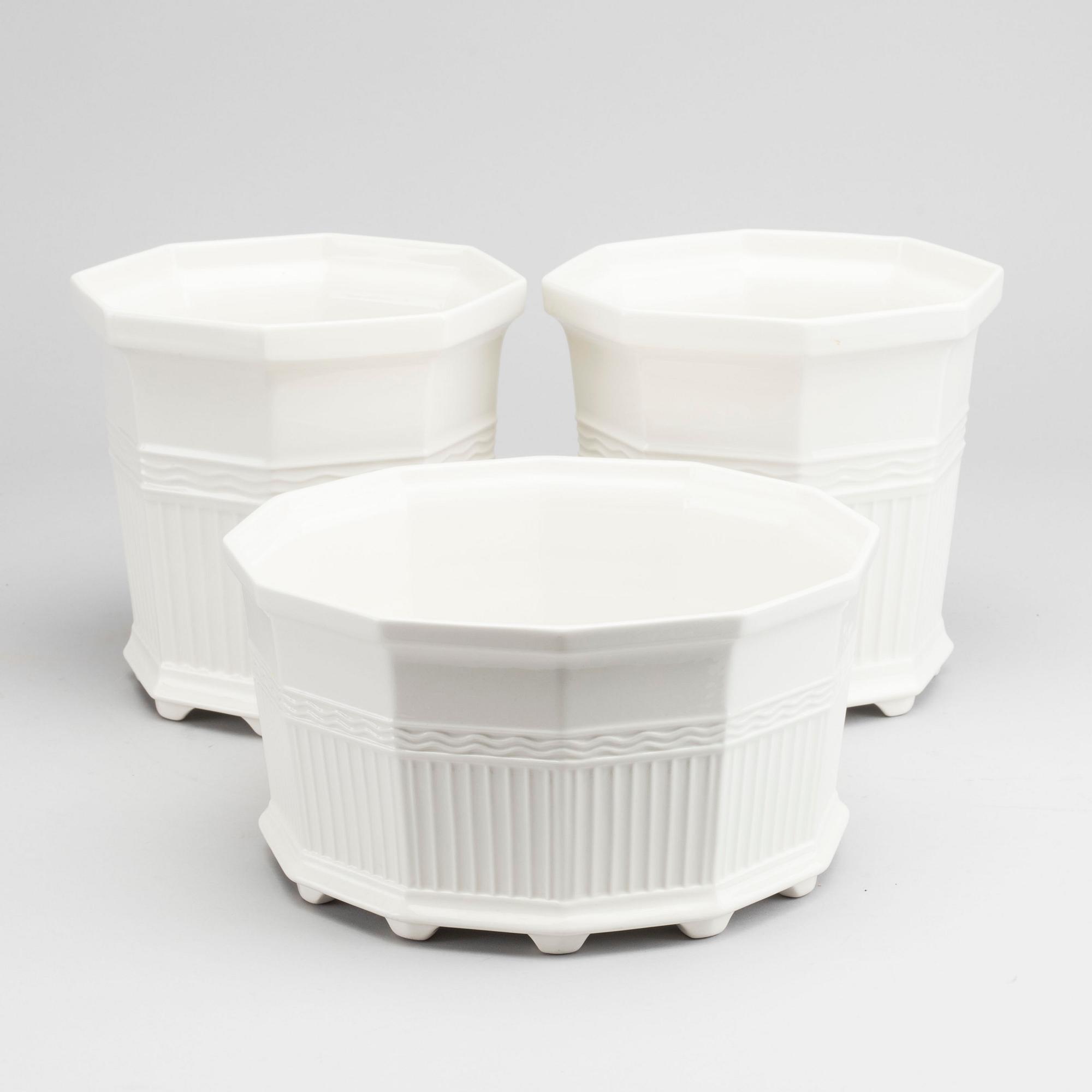 PRINS EUGEN,  a set of three flower pots.