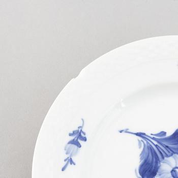 Royal Copenhagen, a part 'Blå Blomst' coffee service, Denmark (40 pieces).