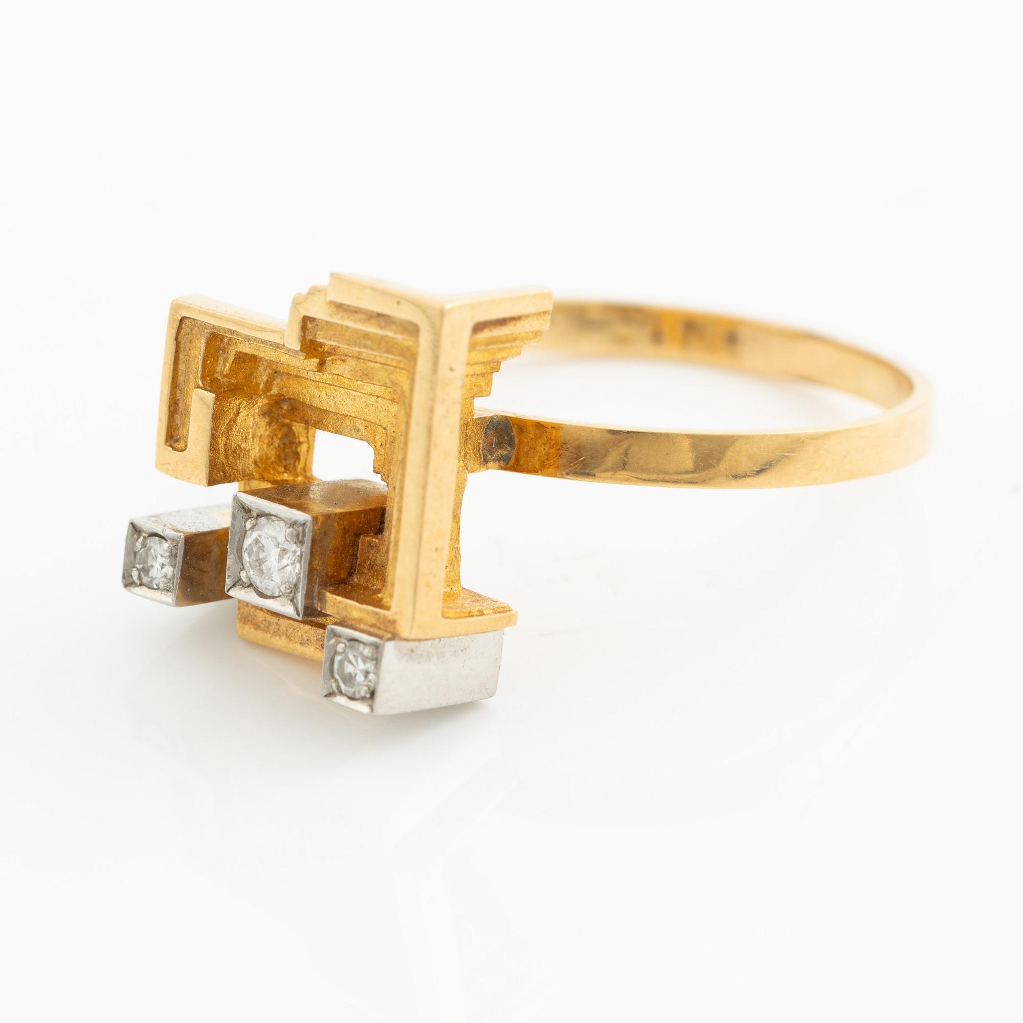 Lapponia, ring 18K gold set with round brilliant and eight-cut diamonds. Finland 1975.