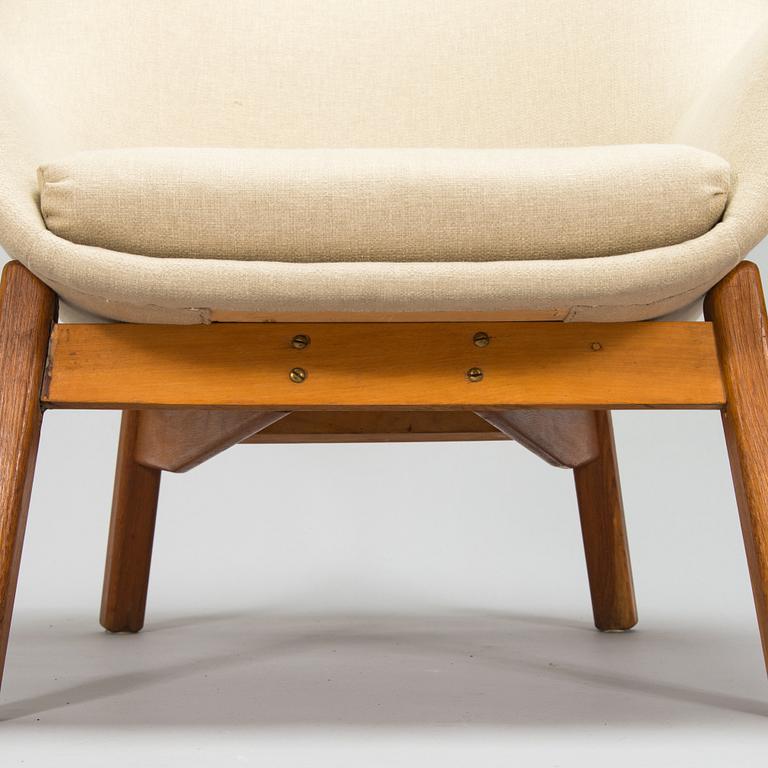 Carl Gustaf Hiort af Ornäs, fåtöljer, ett par, "Master" HMN Huonekalu Mikko Nupponen, Lahtis, 1950-tal.