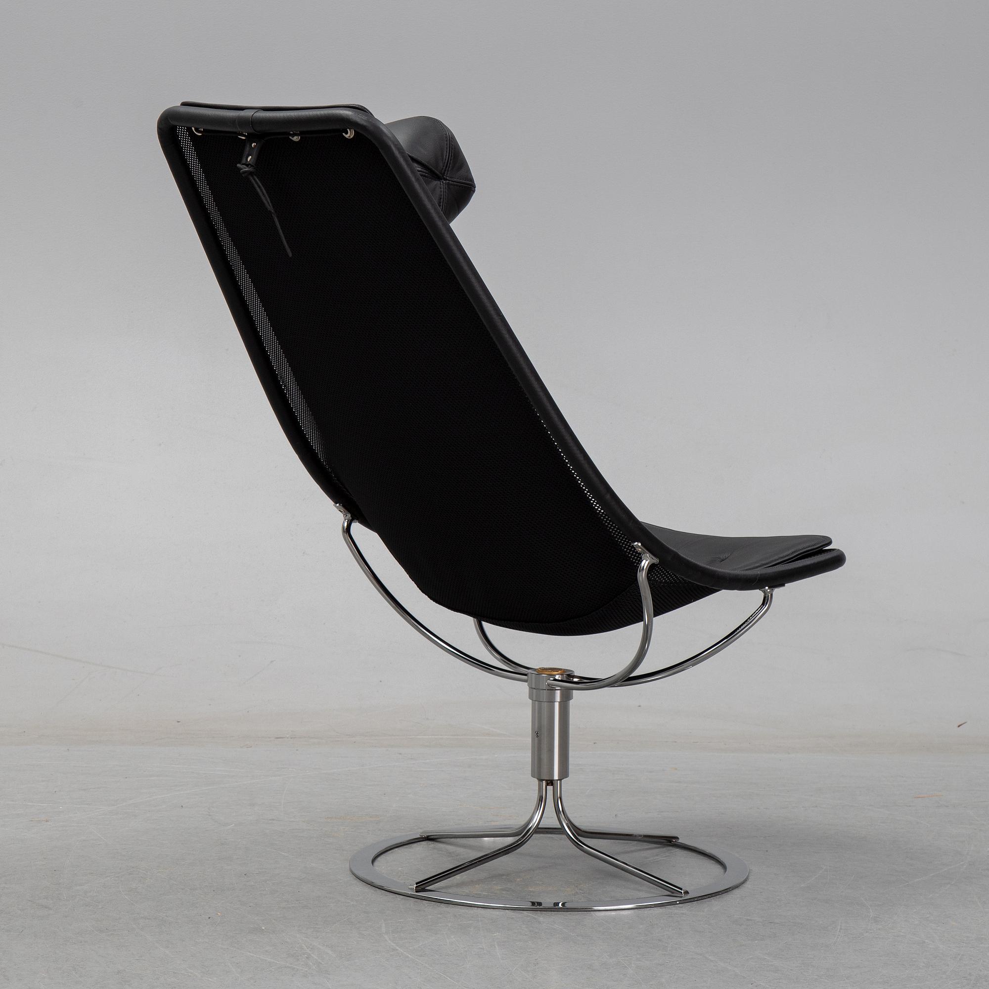 Bruno Mathsson, a 'Jetson' armchair, by Dux 2016.