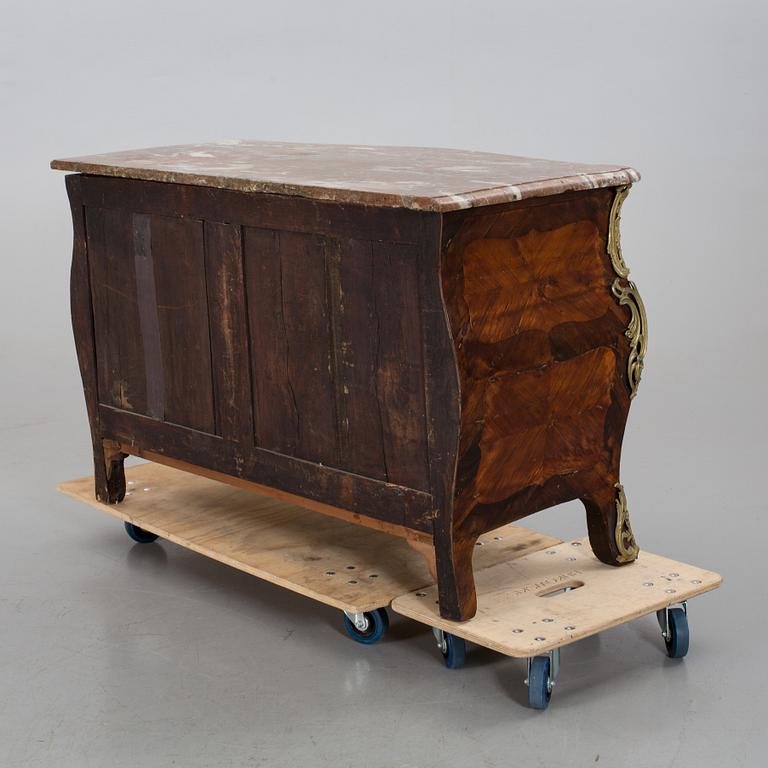 A Louis XV 18th century commode by Jean Lapie, master in Paris 1762.