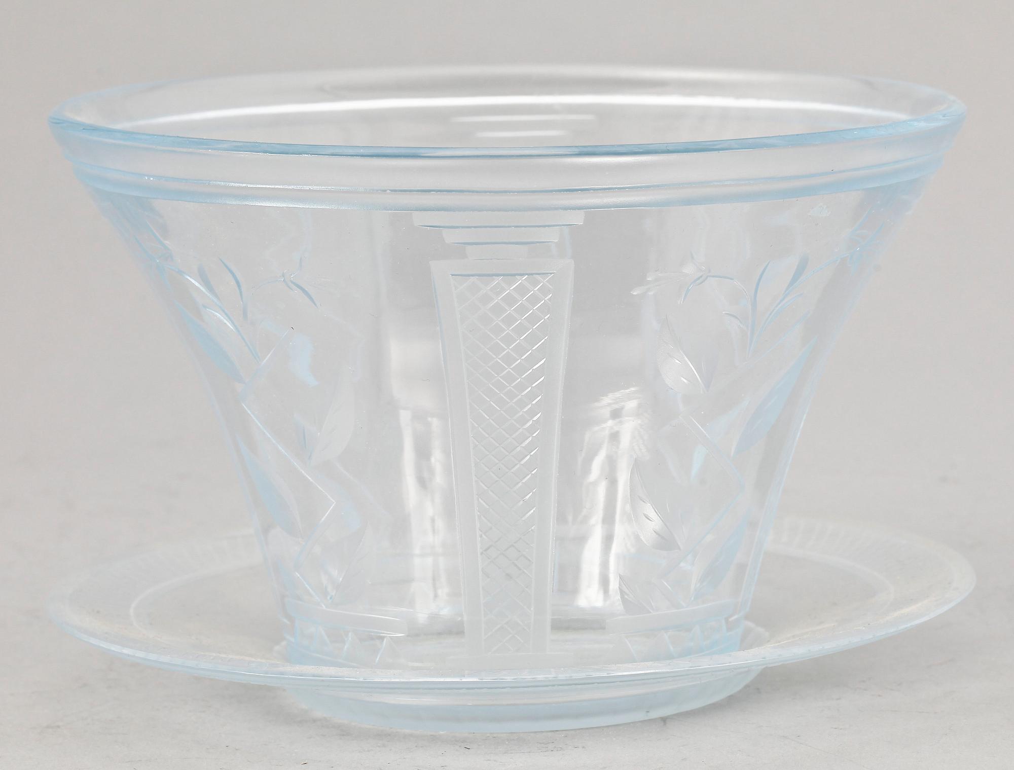 SKÅL PÅ FAT, glas. Simon Gate, Orrefors.