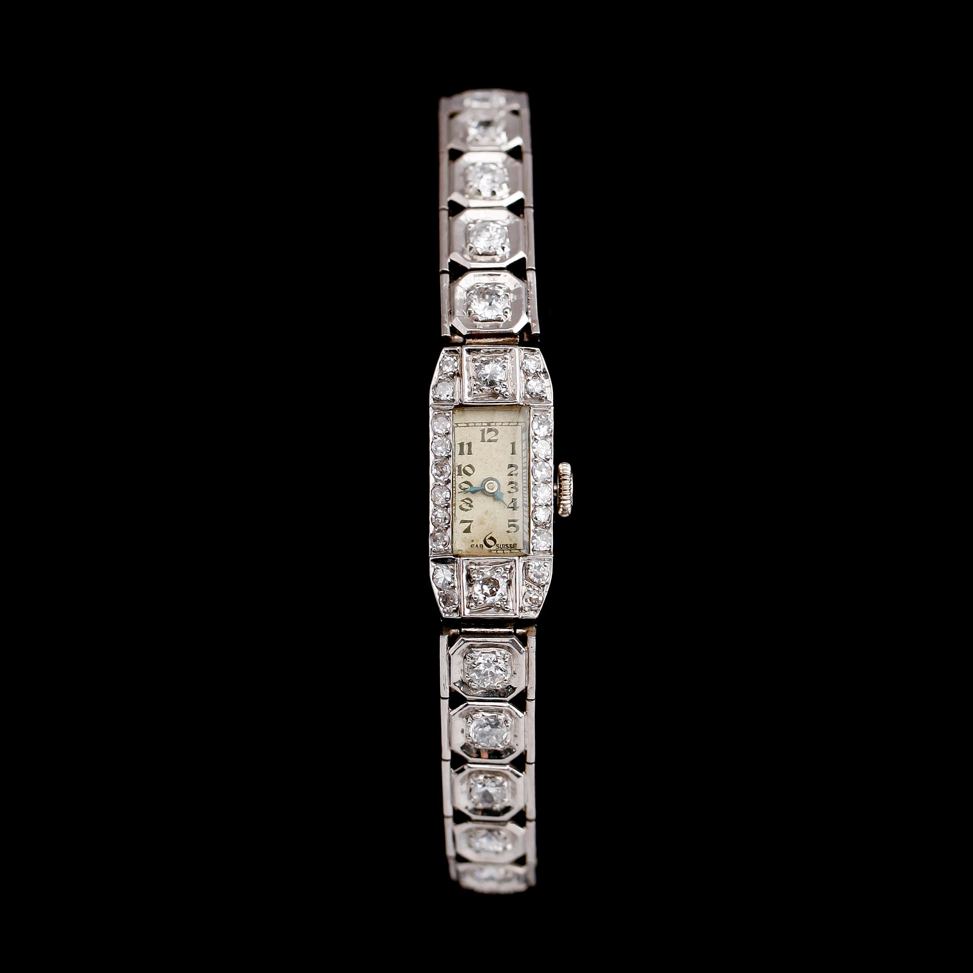 ARMBANDSUR, platina, diamanter tot ca 3,20 ct, tidigt 1900-tal.