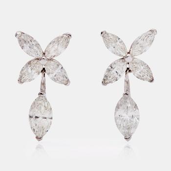 554. A pair of earrings with marquise-cut diamonds. Total carat weight of diamonds circa 4.10 cts, quality circa G-H/VS-SI.