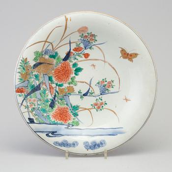 A 19th century Japanese porcelin charger.