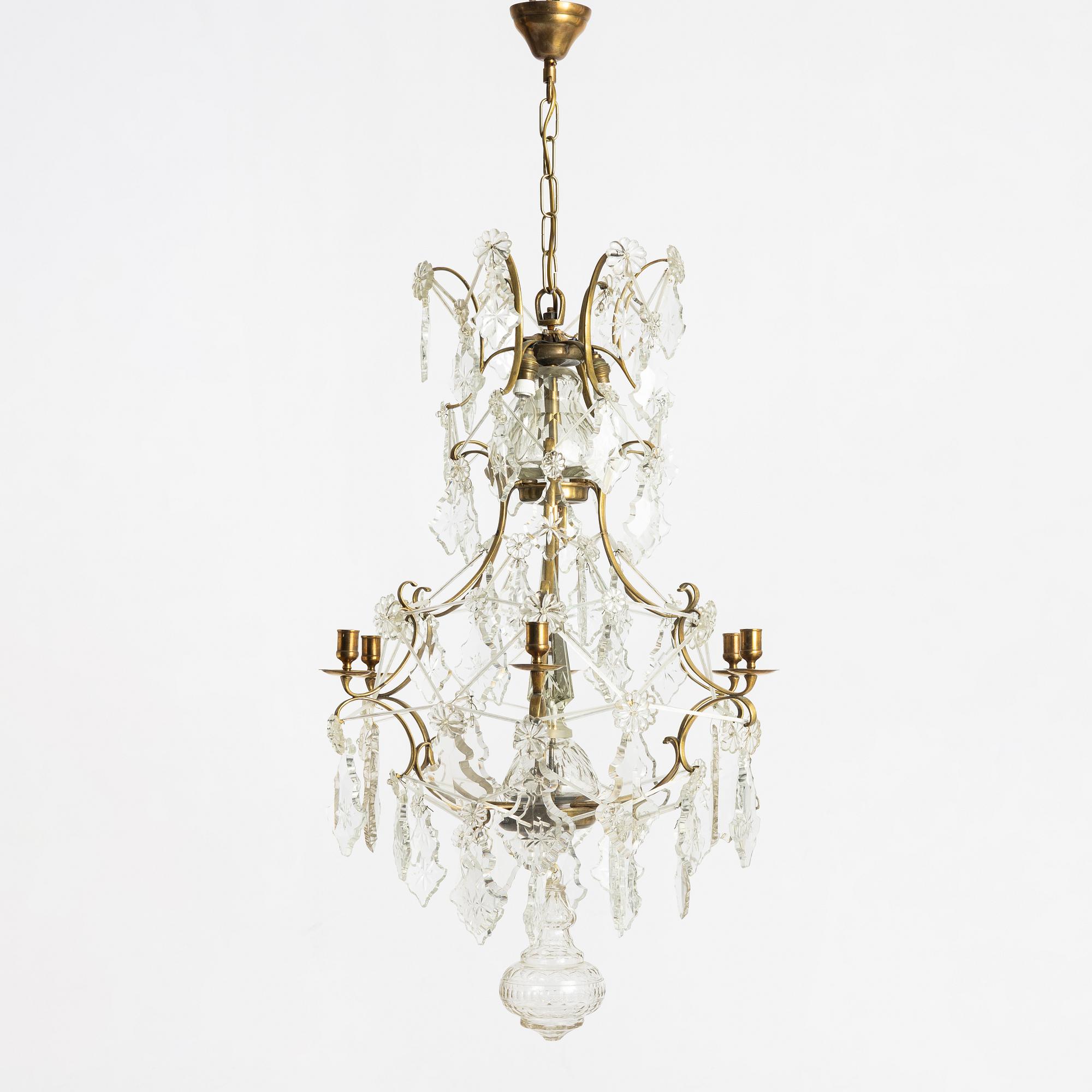 A Rococo style chandelier, 19th century.