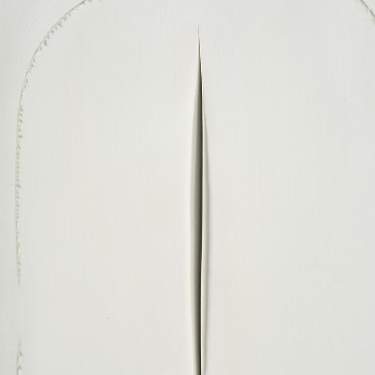 Lucio Fontana, ”Concetto Spaziale Taglio”.