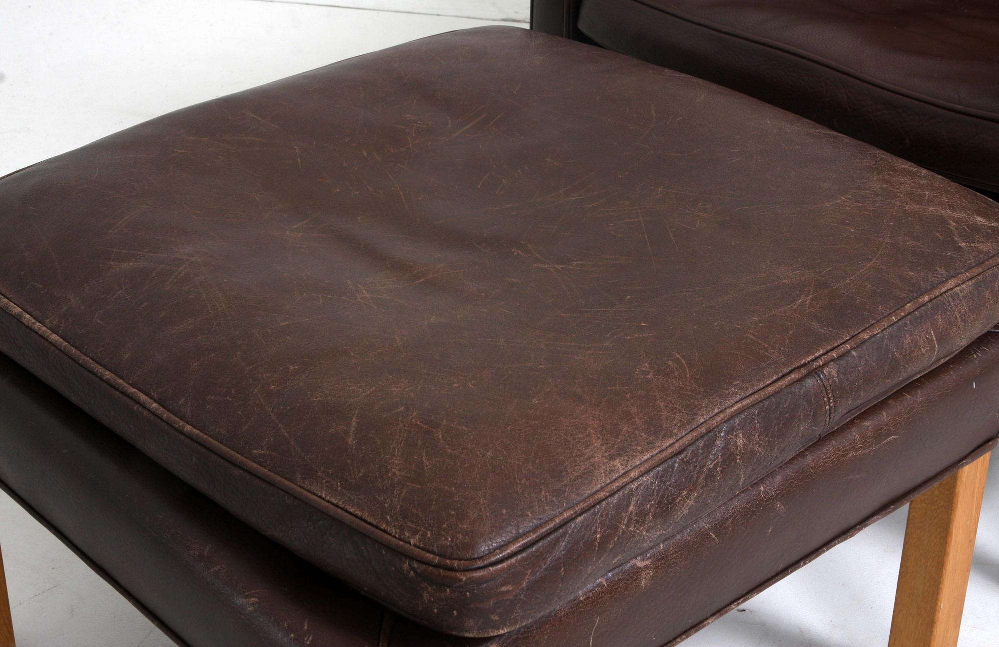 FÅTÖLJ med FOTPALL, Börge Mogensen, Fredericia Stolefabrik, Danmark.