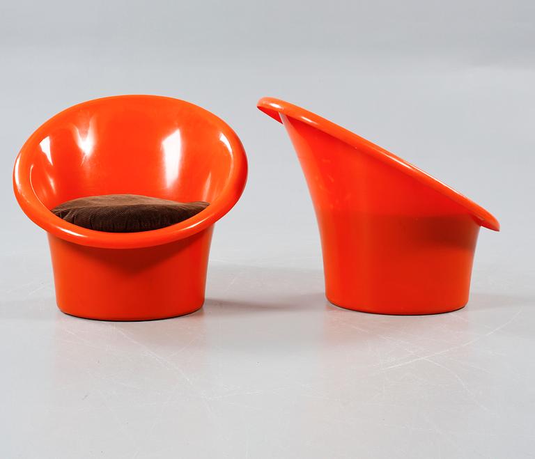 FÅTÖLJER, ett par, "Skopa", Olle Gjerlöv-Knudsen och Torben Lind för Ikea, modellen formgiven 1974.