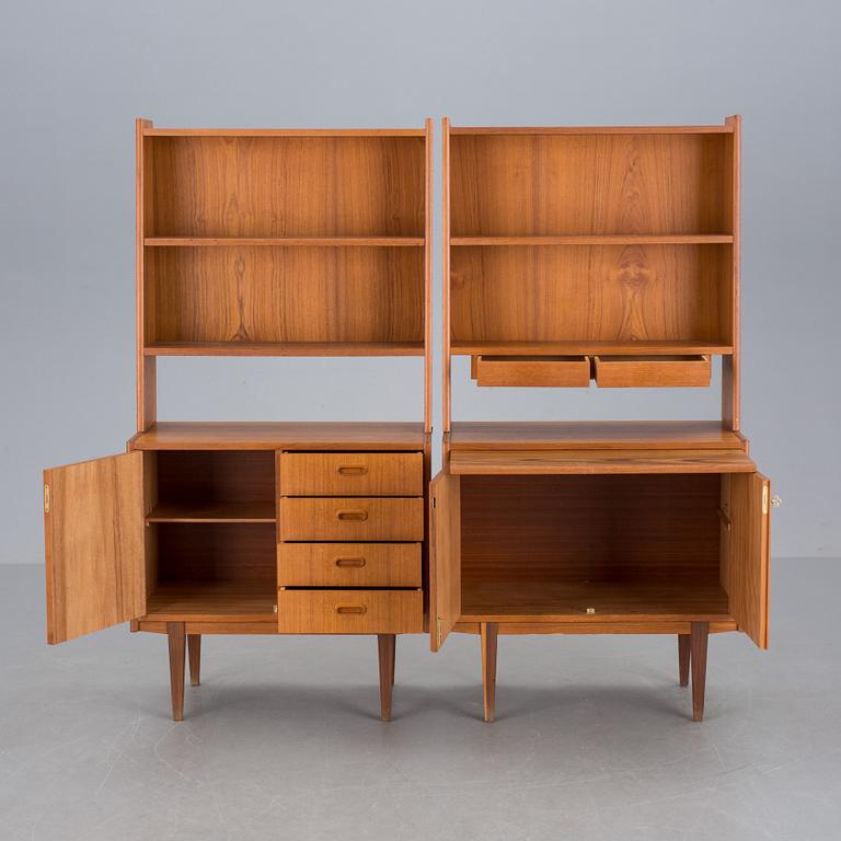 HYLLOR, två st, teak. 1900-talets mitt.