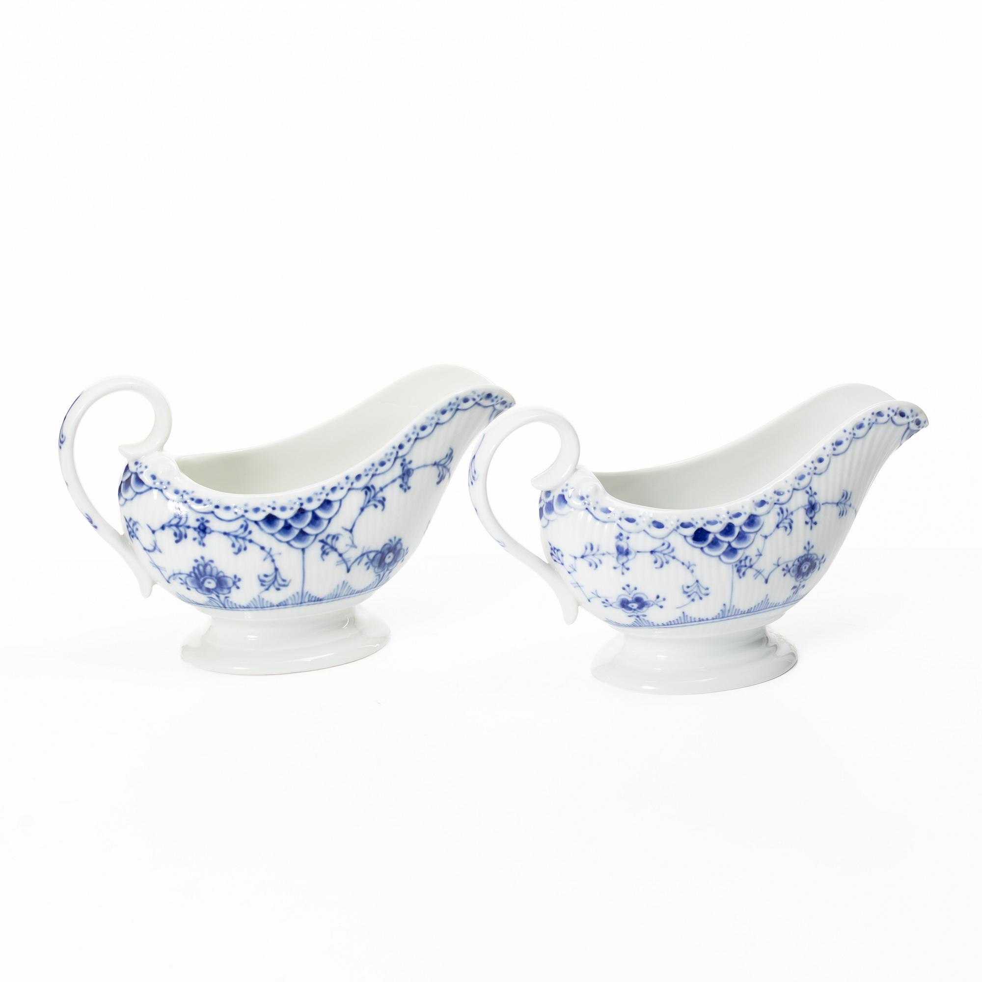 Royal Copenhagen, servisdelar 4 st, "Musselmalet", Danmark.