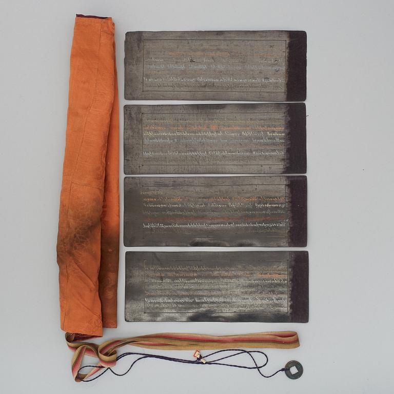 BUDDHISTISKT MANUSCRIPT, 25 sidor, lackerat papper. Tibet, 17/1800-tal.