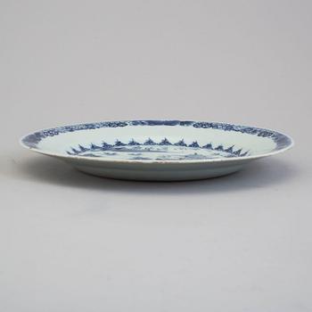 13 blue and white export porcelain plates, Qing dynasty, Qianlong (1736-95).