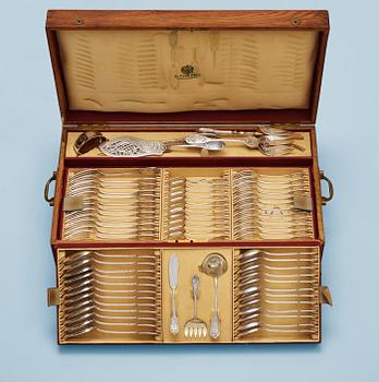 A Russian 125 piece table-service, makers mark of Grachev, S:t Petersburg 1899-1908. Imperial Warrant.