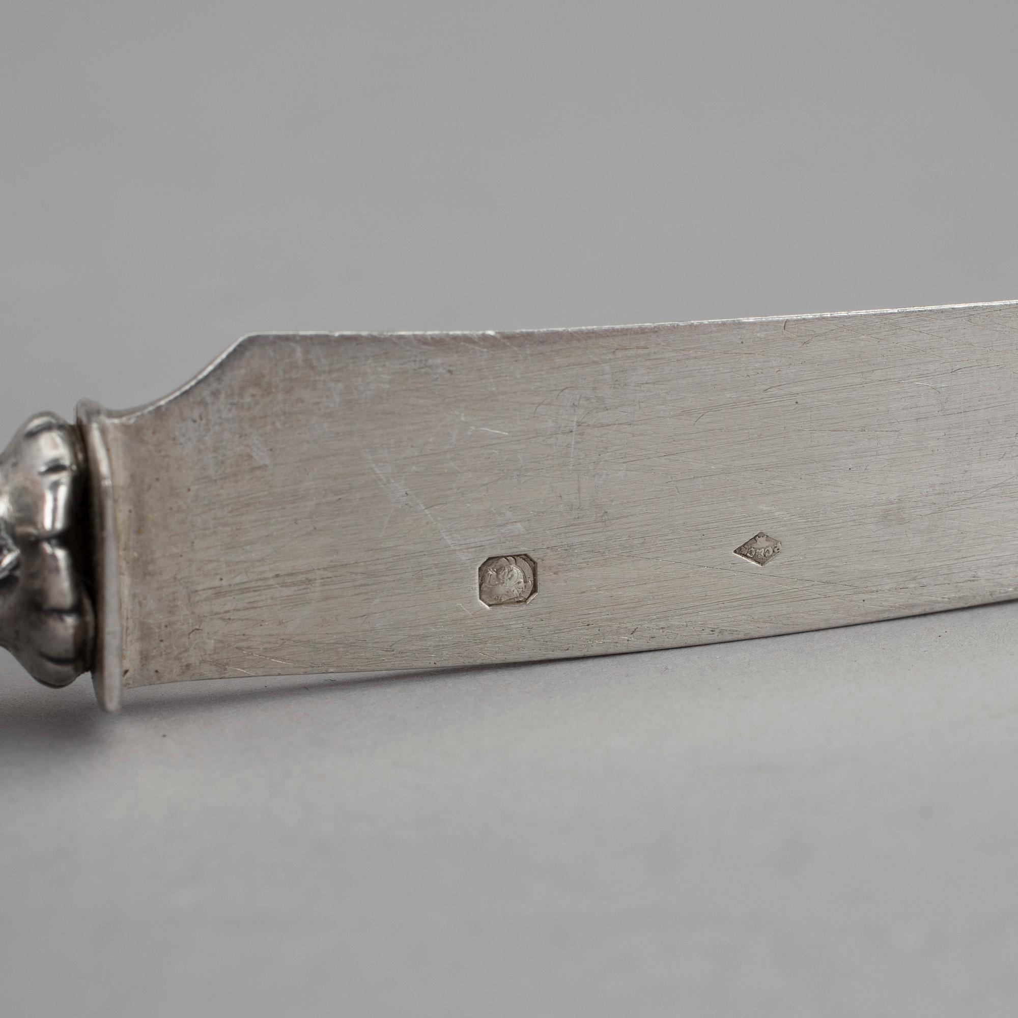 FRUKTKNIVAR, 12 st, silver och horn, Paul Canaux & Cie, 1892-1911, Paris. Total vikt 386 g.