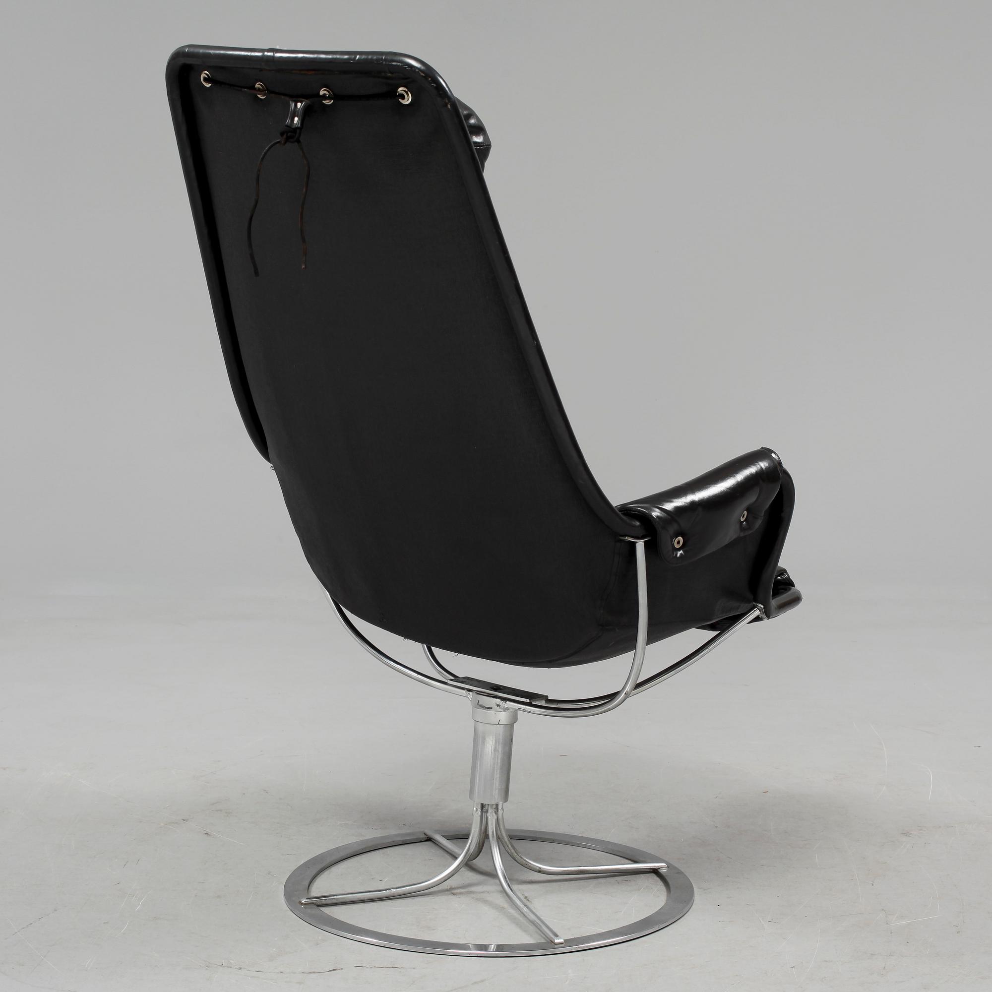 SNURRFÅTÖLJ, "Jetson", Bruno Mathsson, 1900-talets fjärde kvartal.