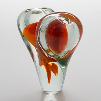 KARI ALAKOSKI, A glass sculpture/ vase. Signed Kari Alakkoski Nj-05.