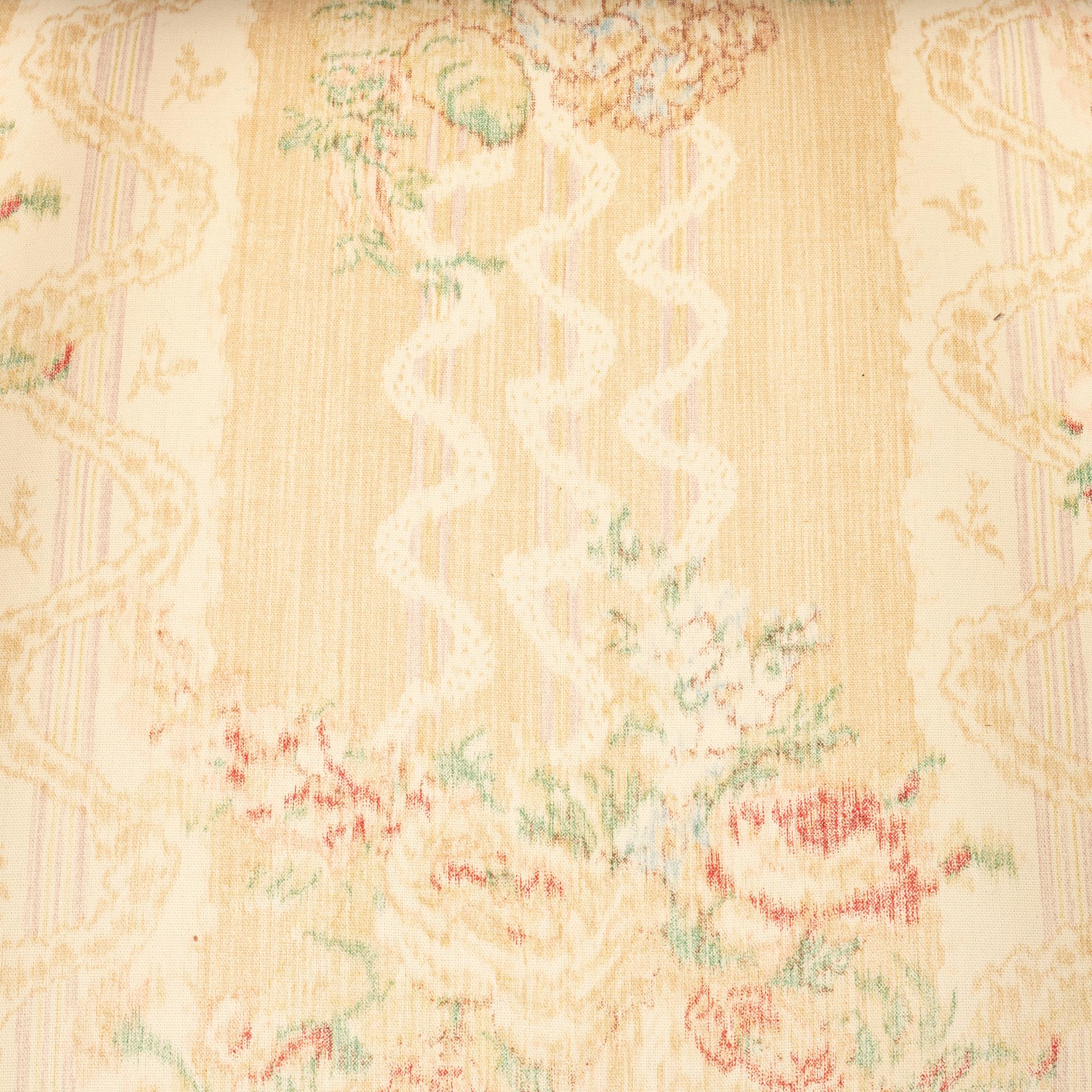 A first half of the 18th Century  baroque armchair.