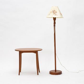 Carl Malmsten, golvlampa samt sidobord,, "Staken" & "Ovalen".