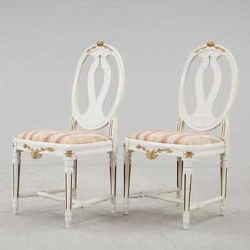 STOLAR, ett par, gustaviansk stil, 1940/50-tal.