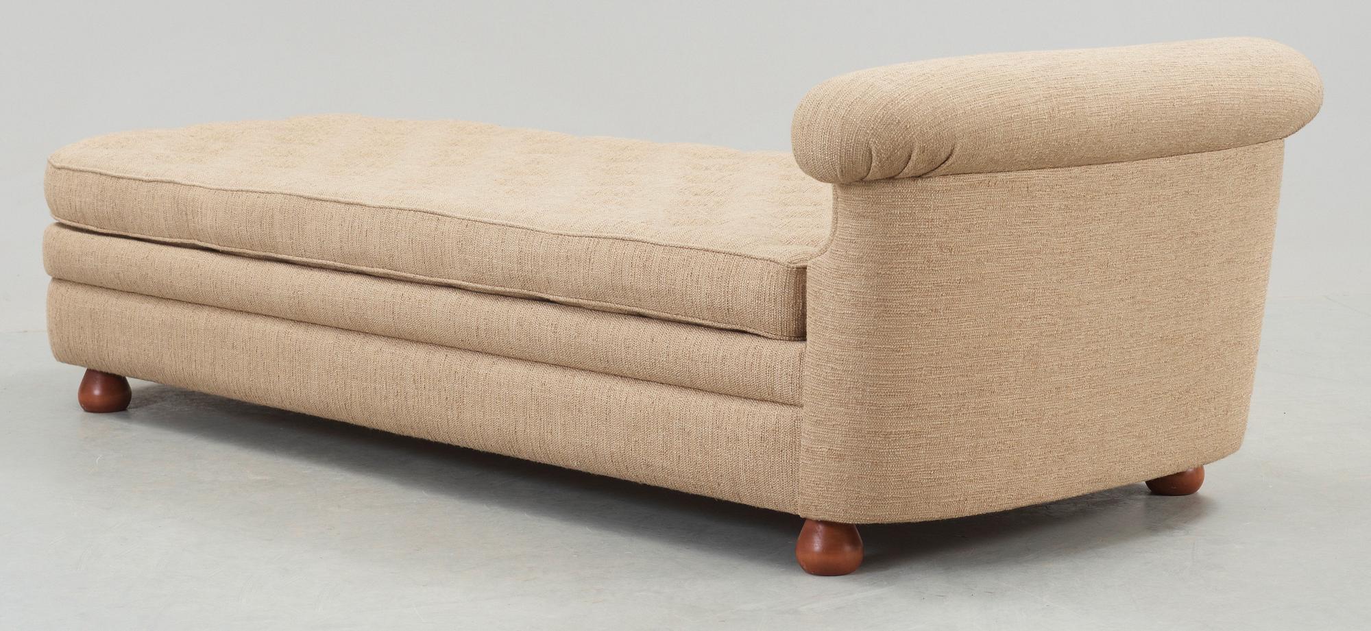 A Josef Frank couch, Svenskt Tenn, model 775.