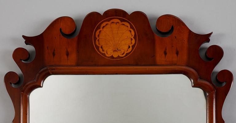 SPEGEL, rokokostil, England, 1900-talets andra hälft.