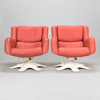 Yrjö Kukkapuro, nojatuolipari, malli 418, Haimi 1970/2000-luku.