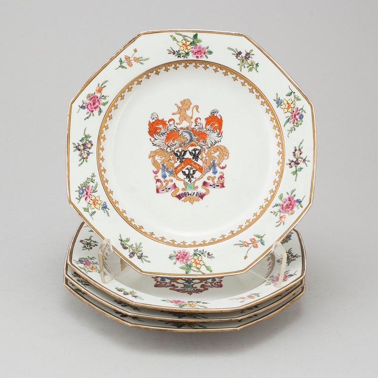 Four Chinese porcelin plates, Qing dynasty, 18th century.