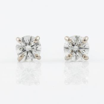 Earrings, 18K white gold with brilliant-cut diamonds.