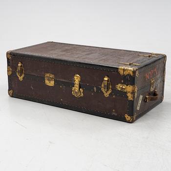 Eight parts memorabilia from the Swedish American Line.
