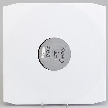 BANKSY, after, "Keep it real", 12" EP, DJDM, Danger Mouse, released 2008. Numrerad 0664 / 1000.