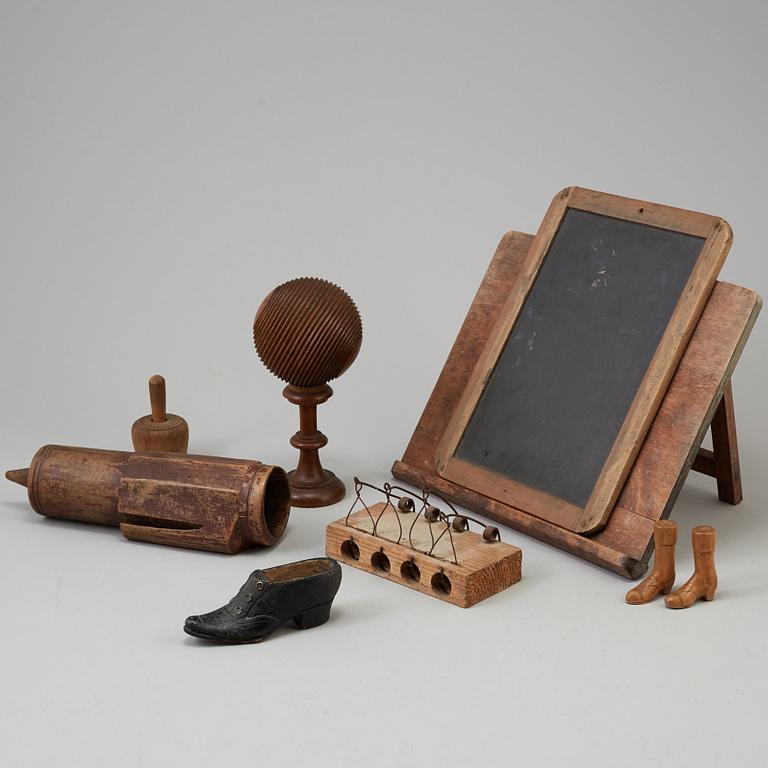 NINE WOODEN ITEMS, 19th century.