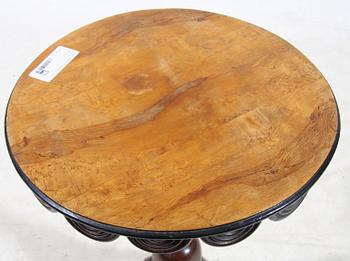 LAMPBORD, nyrenässans, sent 1800-tal.