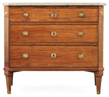 406. A late Gustavian 18th Century commode.