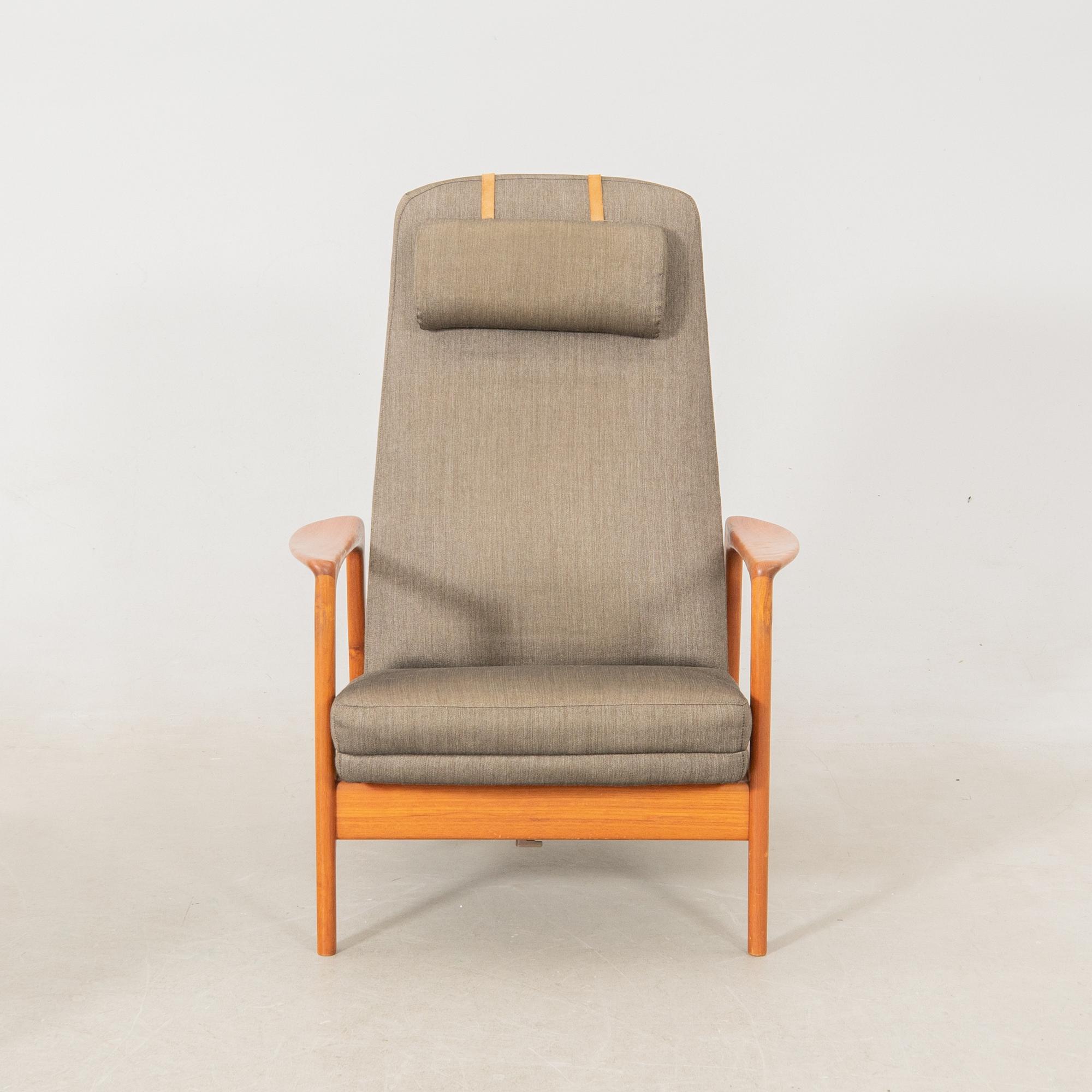 Folke Ohlsson, Armchair with ottoman "Duxiesta", Bra Bohag, Ljungs Industrier, Malmö 1960s.