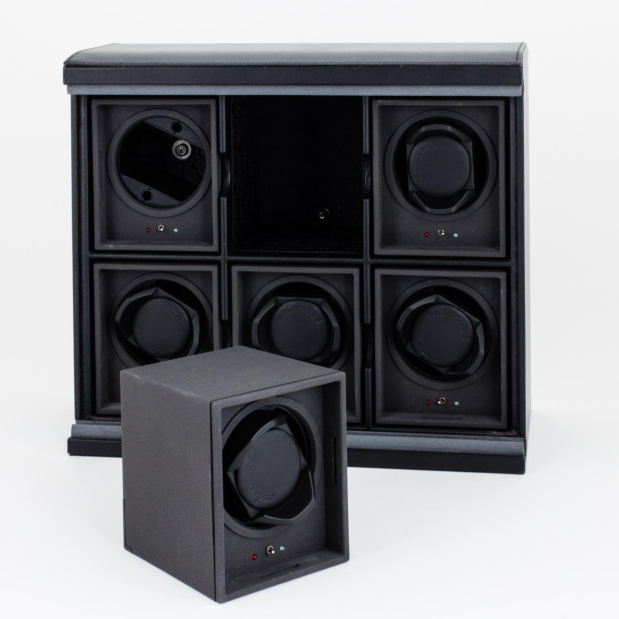 UNDERWOOD, London, Acorn, watch winder.
