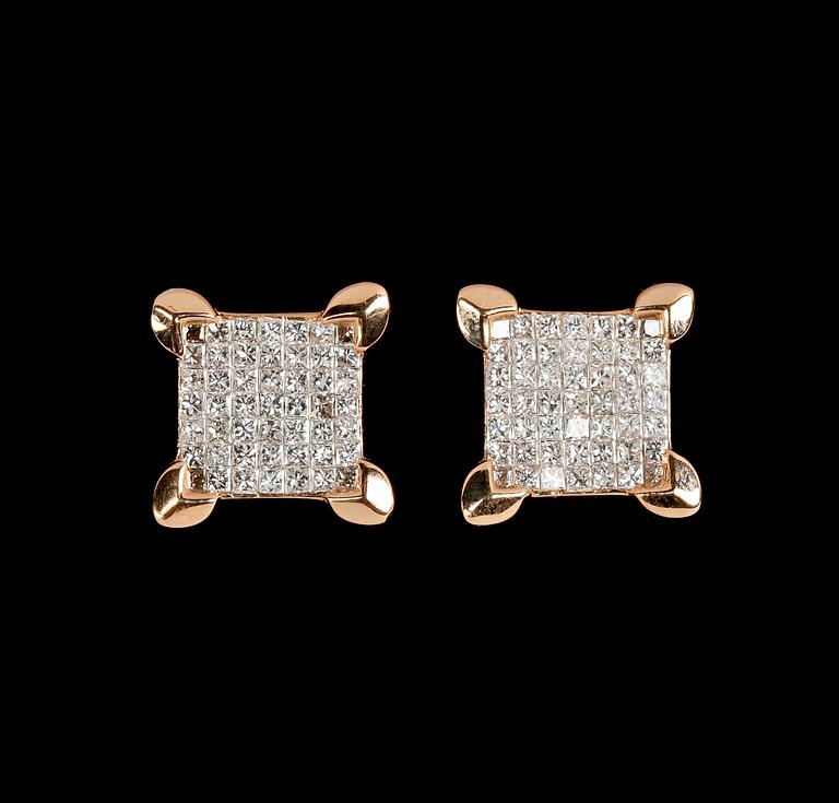 EARRINGS, princess cut diamonds, tot. 2.50 cts.