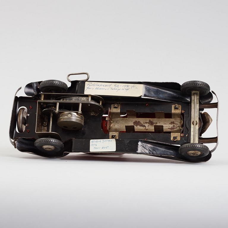 a "Fire Chief" car by The Hoge, USA ca 1940.