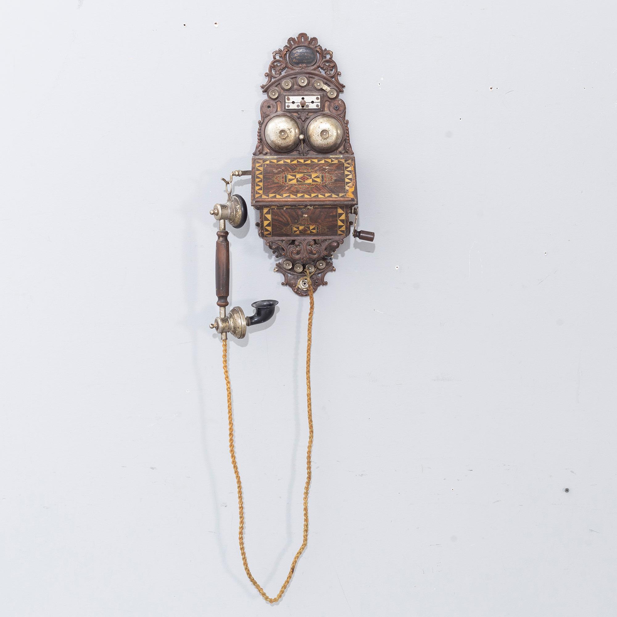 A Norwegian "Elektrisk Bureau" wall mounted telephone modell year 1898.